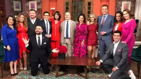 ¡Ventaneando de Aniversario! 30 Años de Éxito Ininterrumpido en la Televisión Mexicana: Un Recorrido por su Historia y Conductores Fundadores