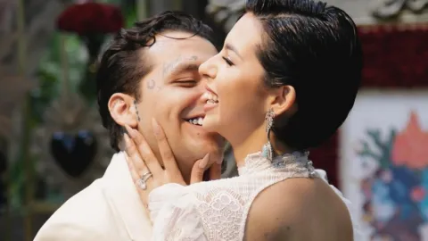 Exclusiva: Ángela Aguilar y Christian Nodal Pausan Plan de Boda Eclesiástica; Nodal Ofrece Claridad Sobre la Decisión
