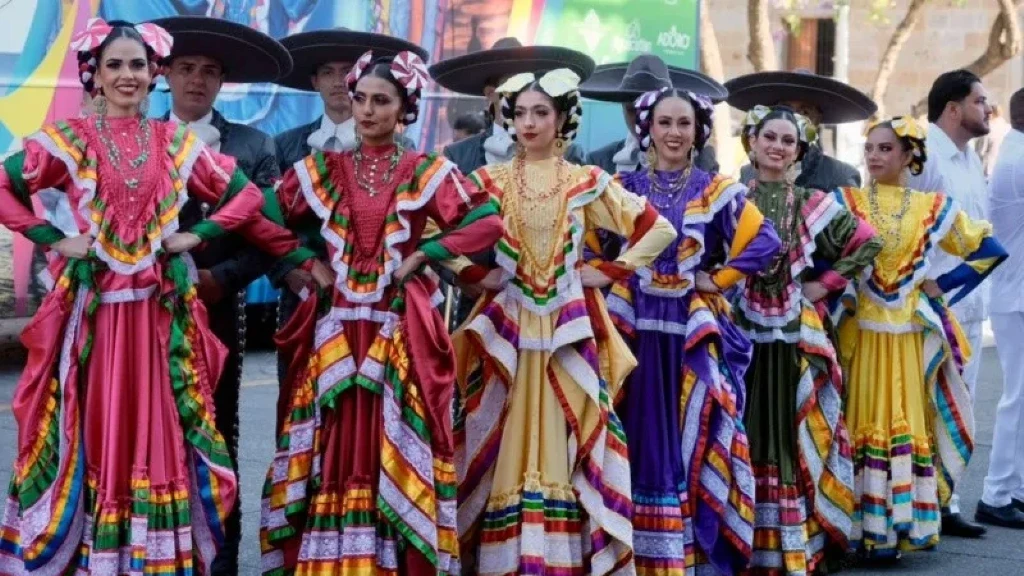 Folclor Mexicano Conquista Anaheim: 'México en el Corazón 2026' Despliega Orgullo Nacional en Gira Cultural por Norteamérica